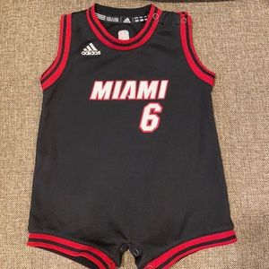 Adidas Miami Heat LeBron onesie 18M